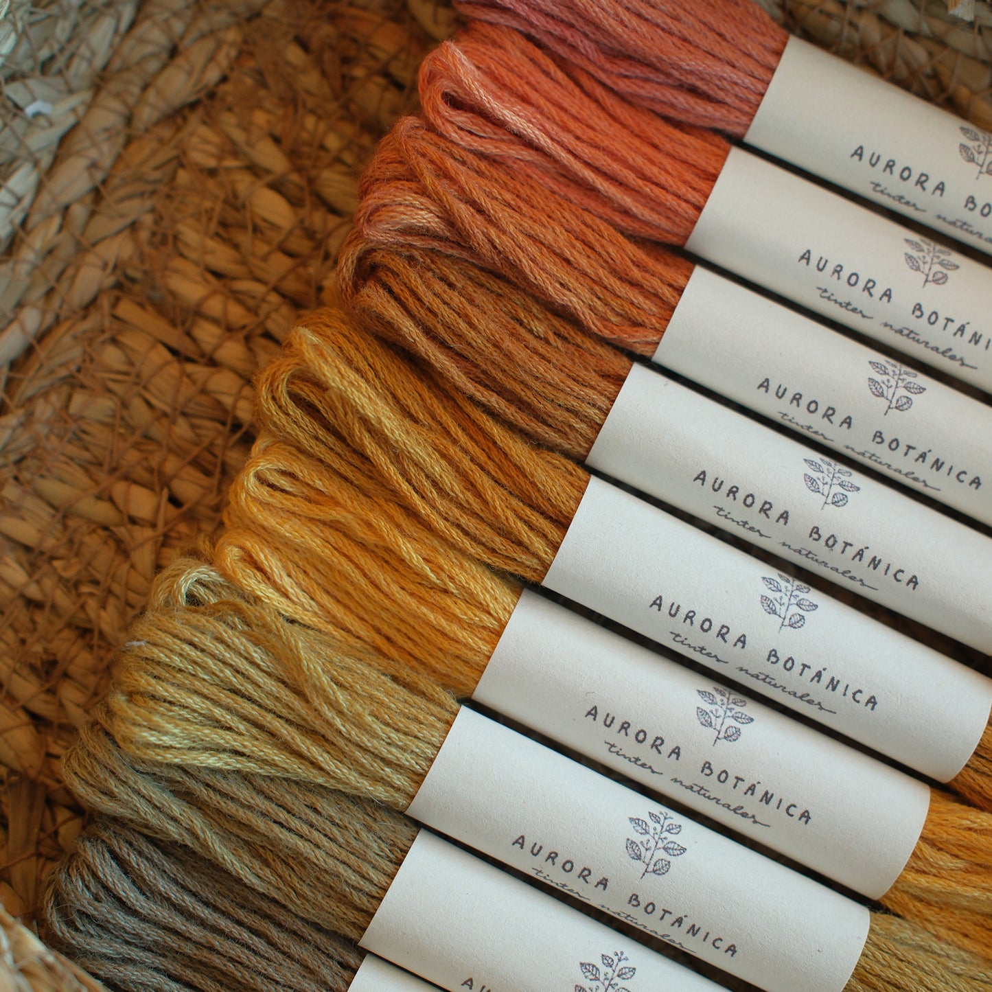 Set hilos Mouliné teñidos con tintes naturales